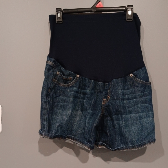 Liz Lange Maternity Shorts Size Medium - Picture 1 of 7